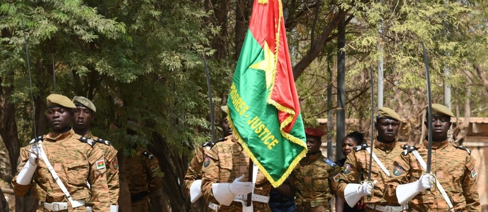 Attaque jihadiste au Burkina: le pays en deuil, messages de solidarité