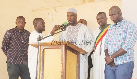 Broulaye Konaté (président US Kita et parrain de la conférence) : "La résolution de la crise dans le football au Mali  ne peut venir que des journalistes sportifs ... " "Je demande donc aux journalistes de mettre en avant le football malien et de bannir le clanisme"