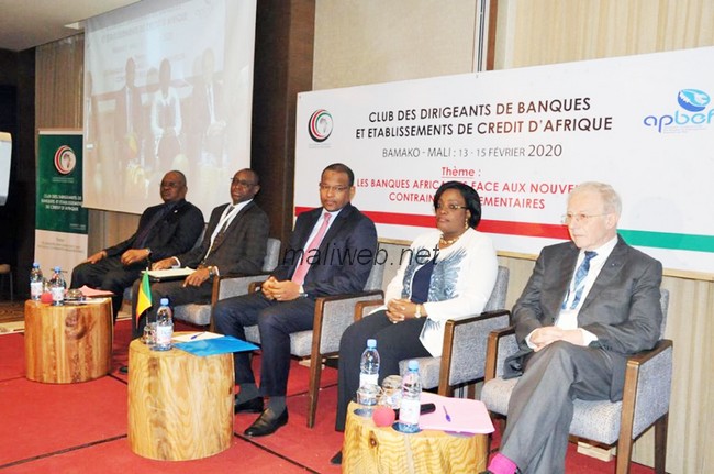 Les banques africaines face aux nouvelles  contraintes réglementaires : Le Club des dirigeants réfléchit  à la réponse adaptée