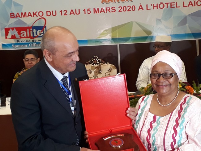 Pour la diffusion des valeurs olympiques : Plusieurs personnalités dont Mme Kéïta Aminata Maïga, Arouna Modibo Touré et Habib Sissoko primées par l'Aanoa et l'Acnoa