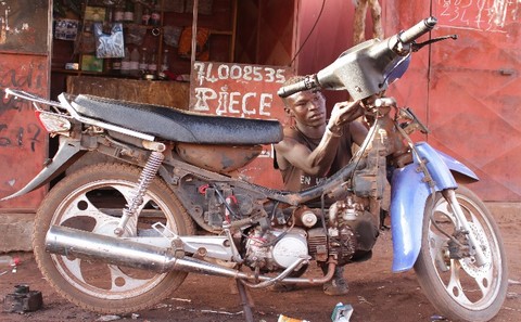 Bakary Kanouté : Un réparateur de moto pas comme les autres