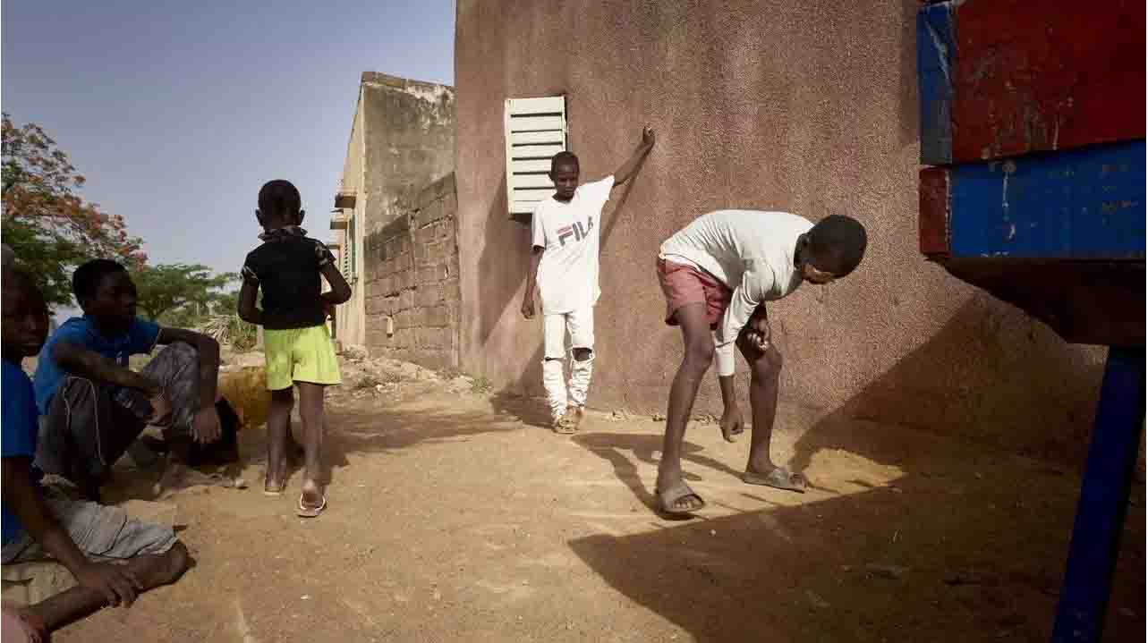 Enfants maliens adoptés en France: le témoignage de Pauline