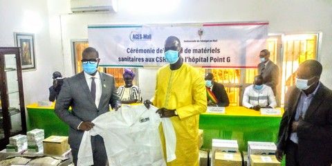 Lutte contre la COVID   19 : L’association des cadres et entrepreneurs sénégalais du Mali apporte son soutien au plateau sanitaire du Mali