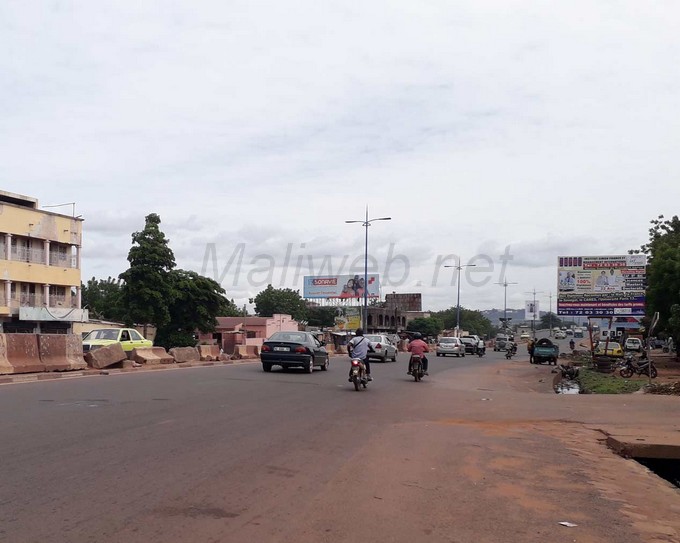 Bamako: Pas de heurts ce matin, mais la ville retient son souffle