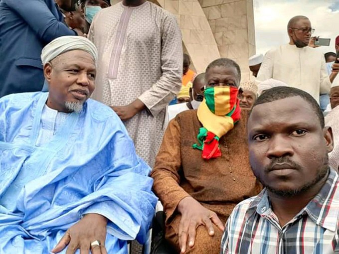 Mali : l’Imam Mahmoud Dicko appelle les Dogon et les Peulhs à déposer les armes et à faire la paix