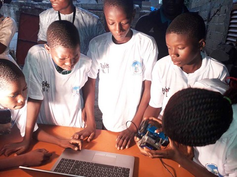 Initiation à la robotique: 20 jeunes élèves reçoivent leur attestation de formation