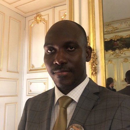 Marche à suivre pour réussir la transition :  Les vérités de l’écrivain Moussa Cissé