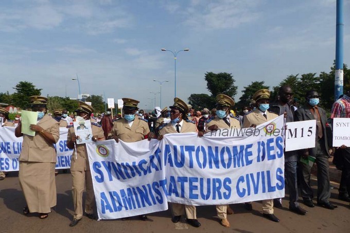 Grève des administrateurs civils : la révision des listes électorales prend un sale coup