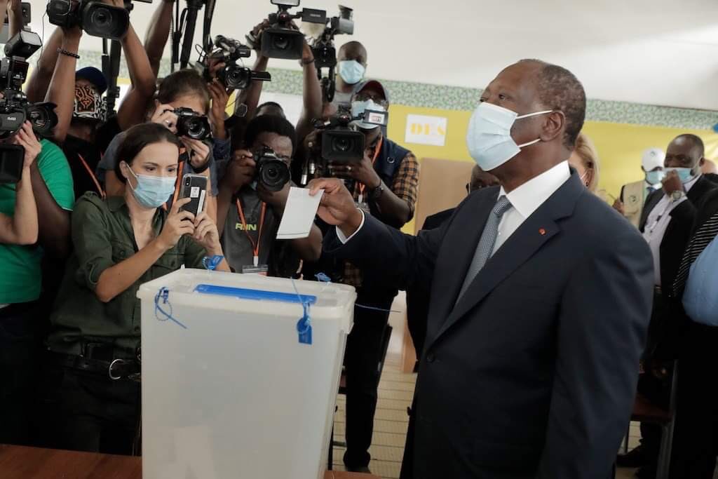 Présidentielle en Côte d'Ivoire : Ouattara appelle au calme, nombreux incidents