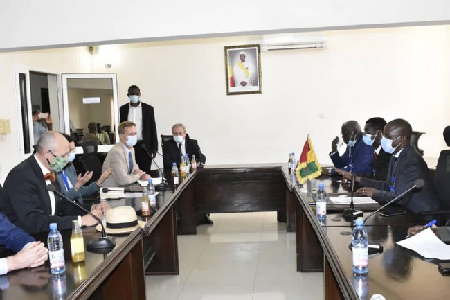 Lutte contre la corruption : Les  ambassadeurs de l’UE  au Mali soutiennent le mandat  de l’OCLEI