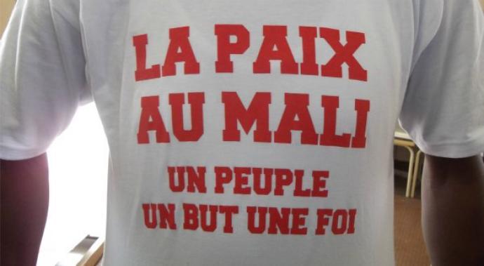 Mali : l’Accord pour la paix est « loin d’atteindre ses objectifs », rapporte le centre carter