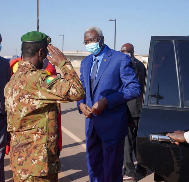 Mali : Première visite officielle du président Bah N’DAW à Paris