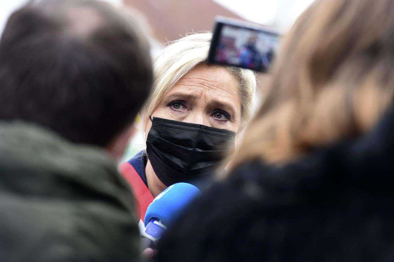 Marine Le Pen finit par admettre la défaite de Donald Trump, du bout des lèvres