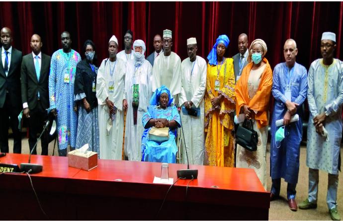 Conseil national de transition * : Un bureau de 15 membres présidé par le colonel Malick Diaw * : Issa Kaou Djim élu 4ème vice-président, Diarrassouba à la tête de la commission de contrôle