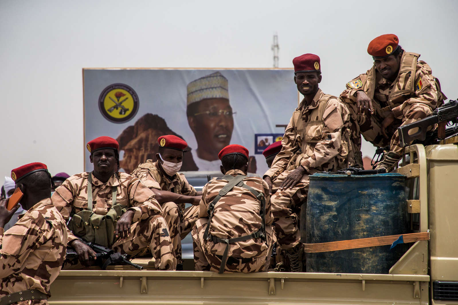 Tchad: L'armée choisit un Premier ministre, déjà critiqué dans l'opposition