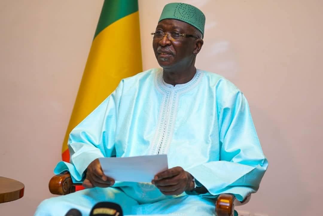 Démissionnaire de la présidence de la transition :  Bah N’Daw victime de sa naïveté