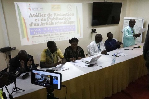 Mali : une vingtaine de personnes  outillées en écriture scientifique par le MRTC et le WANETAM