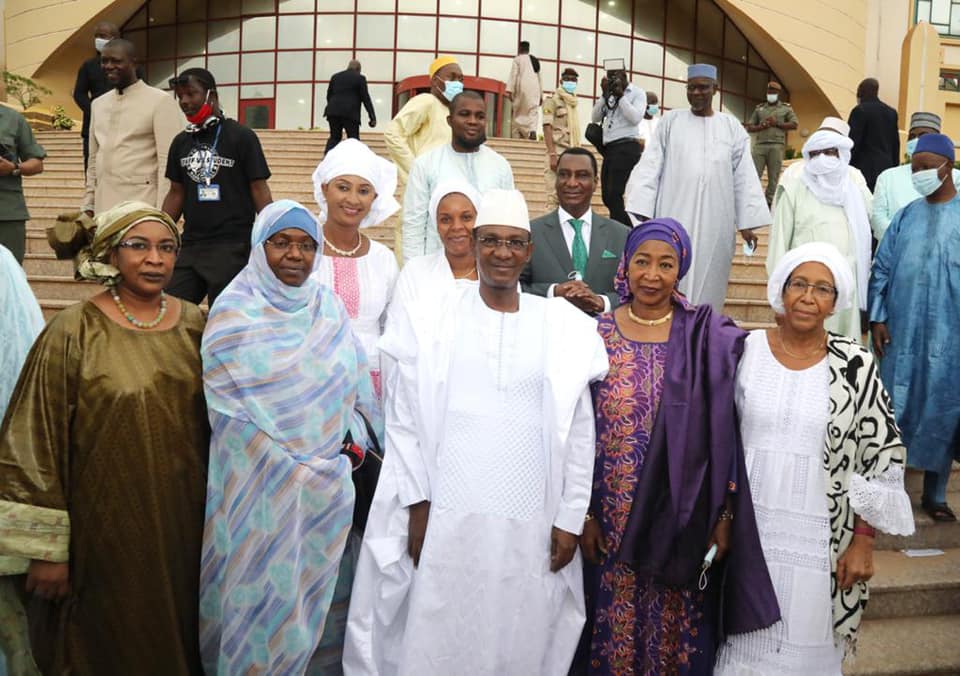 Nouveau gouvernement de la transition au Mali : 25 ministres, 3 ministres délégués, 6 femmes et 4 militaires