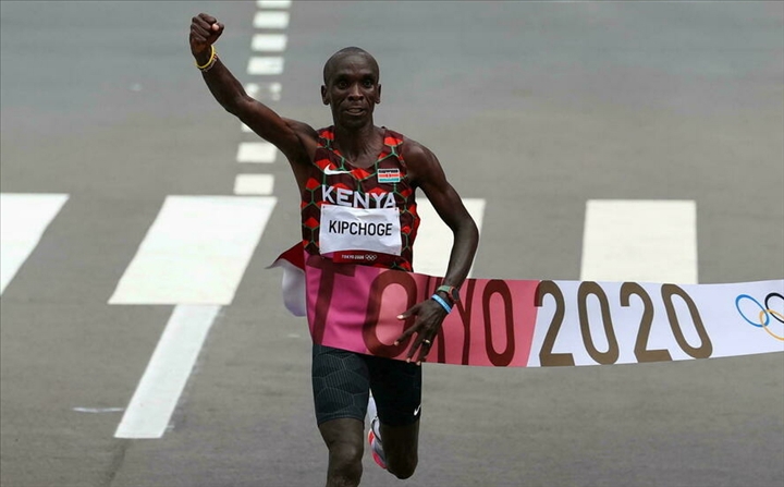 Tokyo 2021: Eliud Kipchoge reste champion olympique du marathon