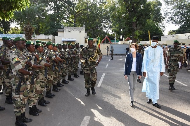 Maintien ou non de la présence militaire française au Mali : Florence Parly ‘’clarifie’’ la position de Paris