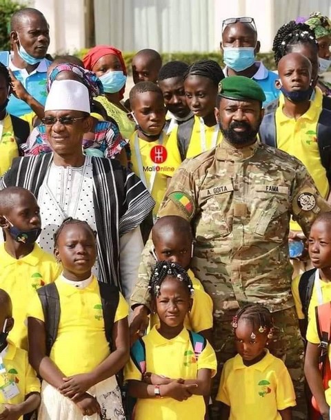 Journée des pupilles de la nation : Colonel Assimi Goïta communie avec les enfants des militaires tombés pour le Mali