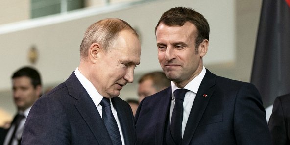 Russie-France : Emmanuel Macron à l’offensive pour faire barrage à Wagner au Mali