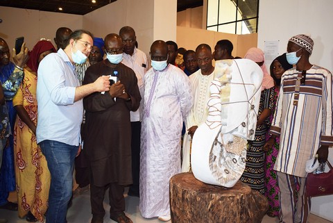 Musée national du Mali : le sculpteur Nicolas Stomboli offre 05 sculptures en marbre et en bronze