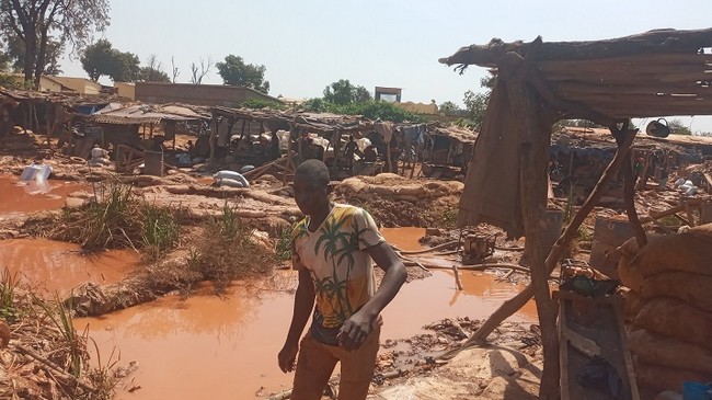 Mali/Kéniéba : les enfants dans le piège du métal jaune