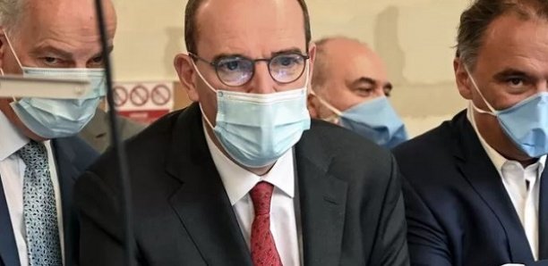 La France annonce la fin du pass vaccinal et du port du masque