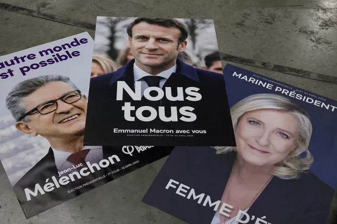 À cinq jours du premier tour de la présidentielle française, l’écart Macron/Le Pen se resserre