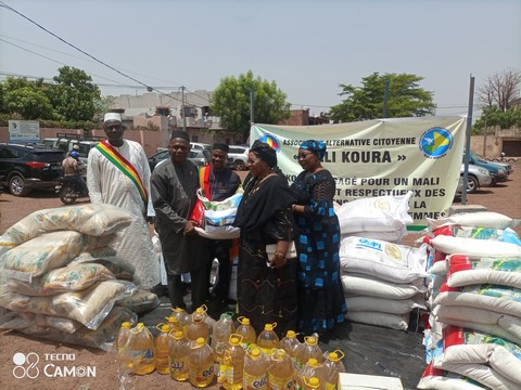 Ramadan :  L’Association Alternative Citoyenne Malikoura a  distribué  des vivres  aux  veuves de la commune 1 de Bamako