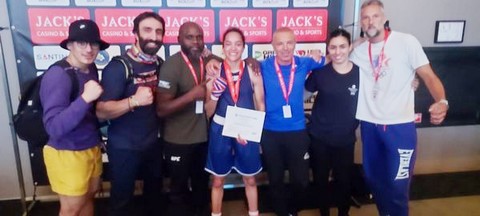 Boxe : Fatoumata M. Camara remporte la médaille d'or