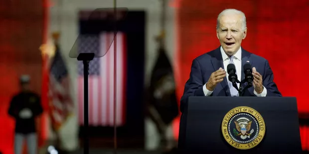 États-Unis : Biden charge l'« extrémisme » de Trump dans un discours d’une rare virulence