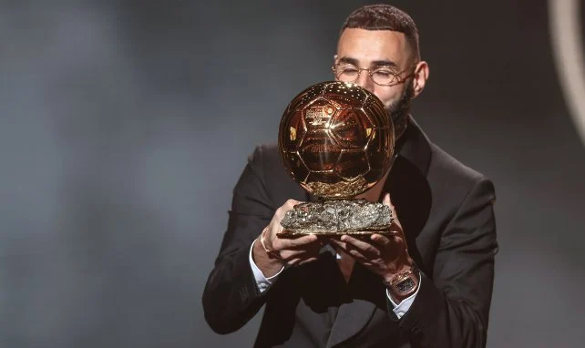 Karim Benzema remporte le Ballon d'Or