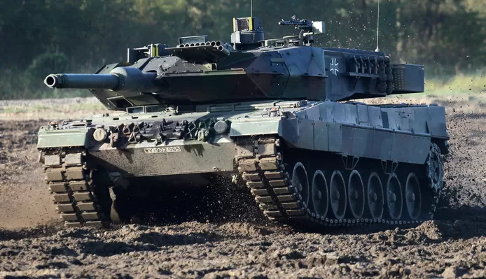 Puissance, renommée mondiale, mobilité: pourquoi le char allemand Leopard 2 était tant réclamé par l’Ukraine