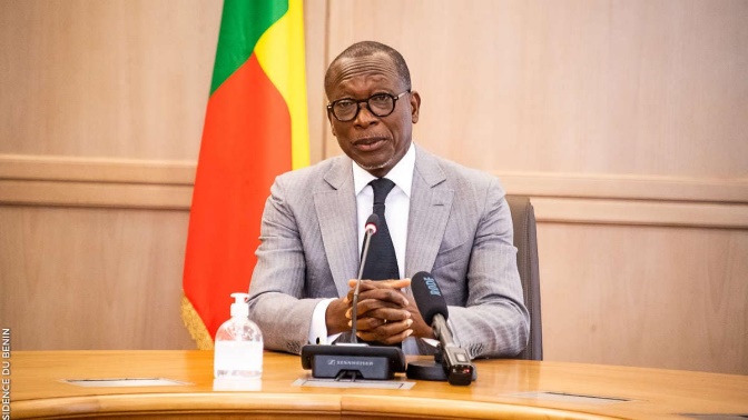 « Aujourd’hui, l’Afrique est faible par sa faute » : Patrice Talon taxé d’être un défenseur de la France ?