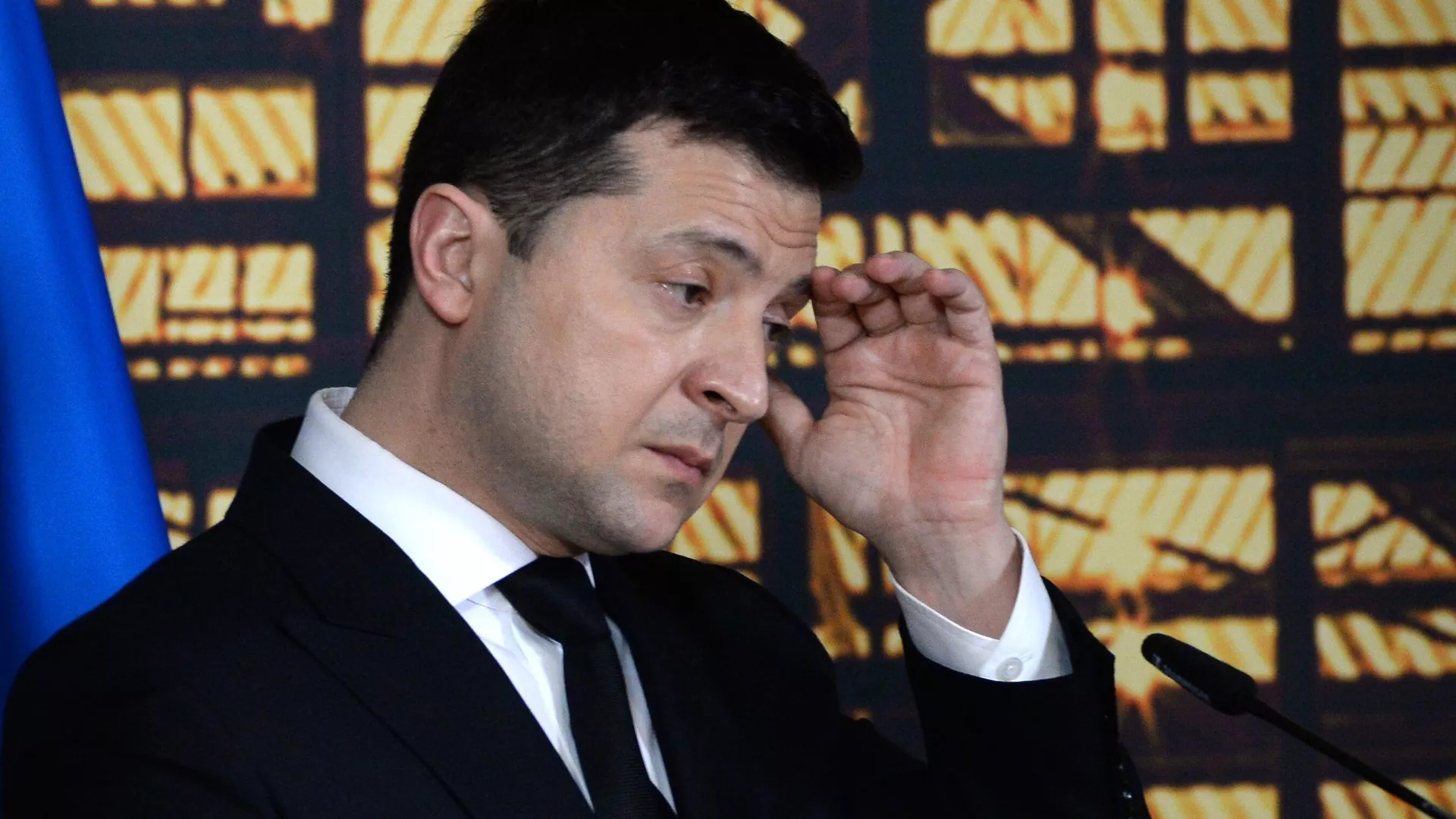 Zelensky déplore la pénurie "artificielle" d'armes pour arrêter Poutine