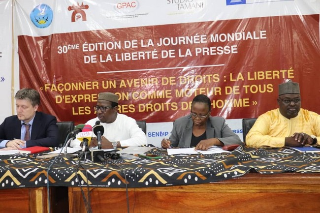 Internet et les medias pour la citoyenneté, le genre et la paix : APPEL-Mali pour une  presse plus professionnelle !