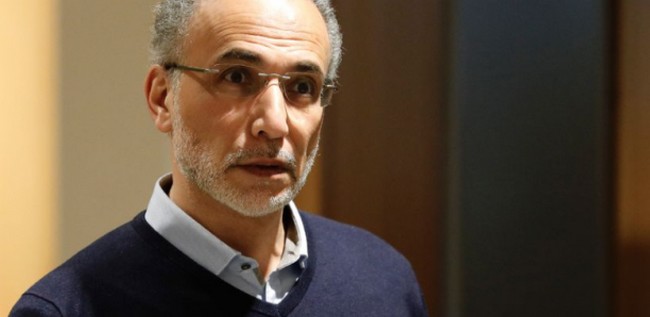 Jugé pour viol en Suisse, Tariq Ramadan se dit victime d'un "piège"