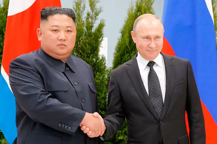 Vladimir Poutine et Kim Jong-un signent un accord d'assistance mutuelle en cas "d'agression"