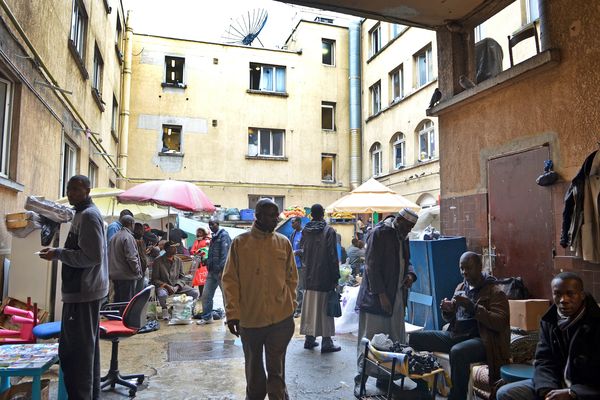 "Chez nous, en Afrique, tout le monde connaît Bara". Le foyer historique à Montreuil fait peau neuve et rouvre ses portes.