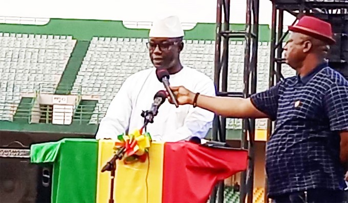 Colonel Malick Diaw au meeting de la coalition du OUI au stade du 26 Mars : « Si cette Constitution passe, plus rien ne sera comme avant »