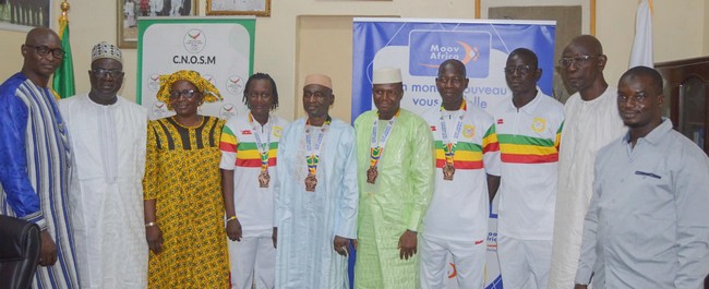 Habib Sissoko aux médailles de bronze des  jeux africains de plage en Beach hand : "Je félicite vivement les Aigles dames pour cette remarquable performance"