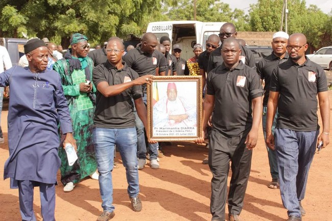 La Nation malienne et la classe politique ont rendu dernier hommage au Pr. Marimantia DIARRA