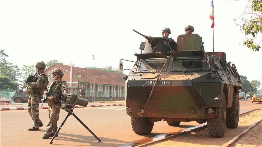 Niger: le nouveau pouvoir insiste sur le départ des soldats français