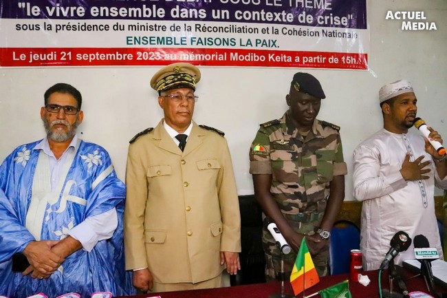 Crise sécuritaire au Mali :  Le  gouverneur de Taoudéni et des organisations de la société civile plaident pour le dialogue avec les groupes armés