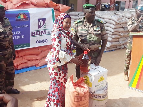 Mois de la solidarité : la BDM-SA offre des vivres pour 20 millions FCFA  aux veuves, orphelins et blessés de guerre FAMa