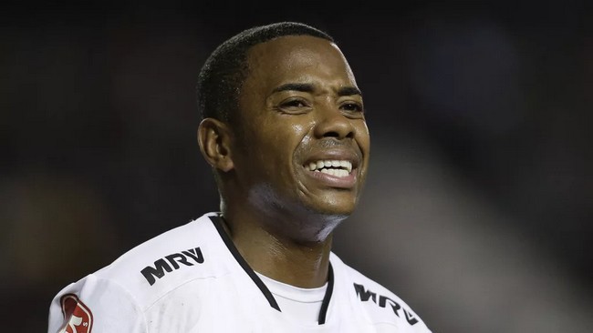 Italie : condamné pour viol, Robinho purgera ses 9 ans de prison au Brésil