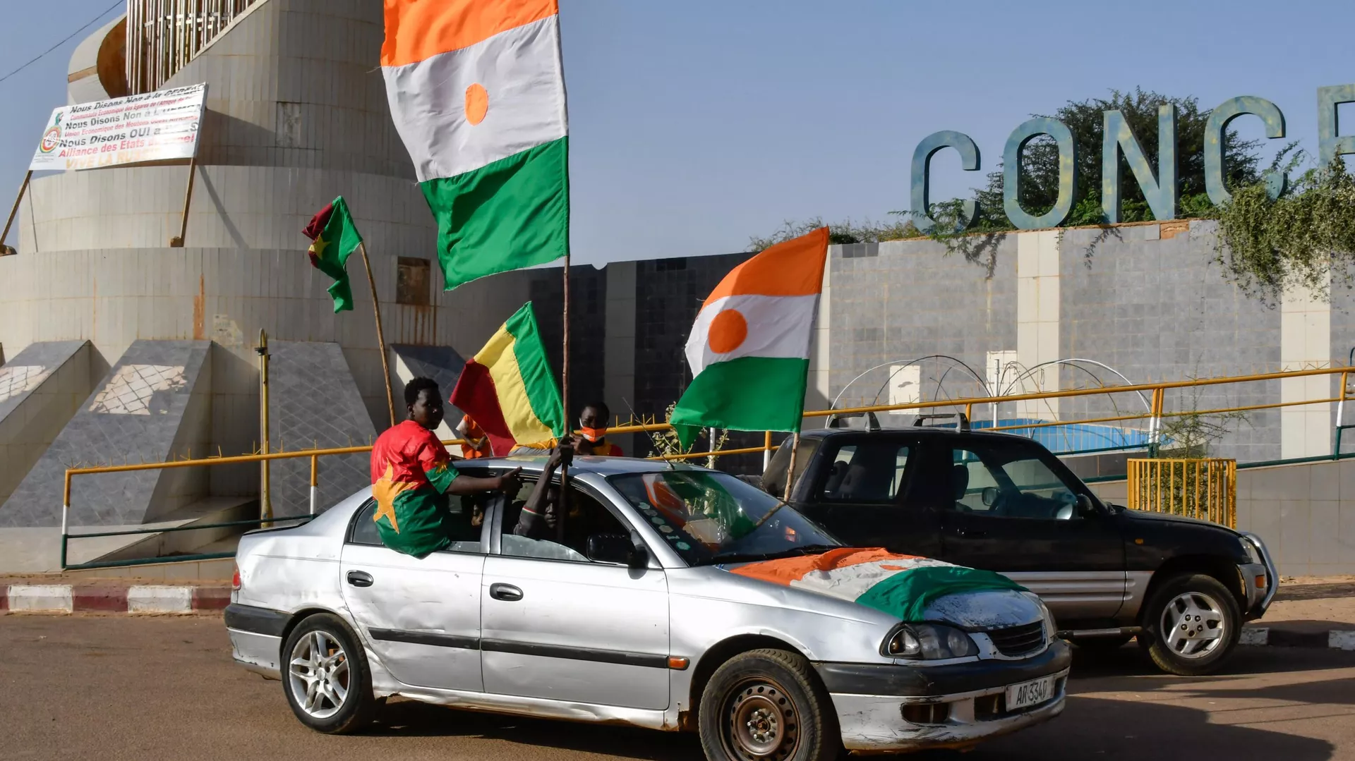 Le Niger proteste contre des refoulements "violents" de migrants nigériens par l’Algérie