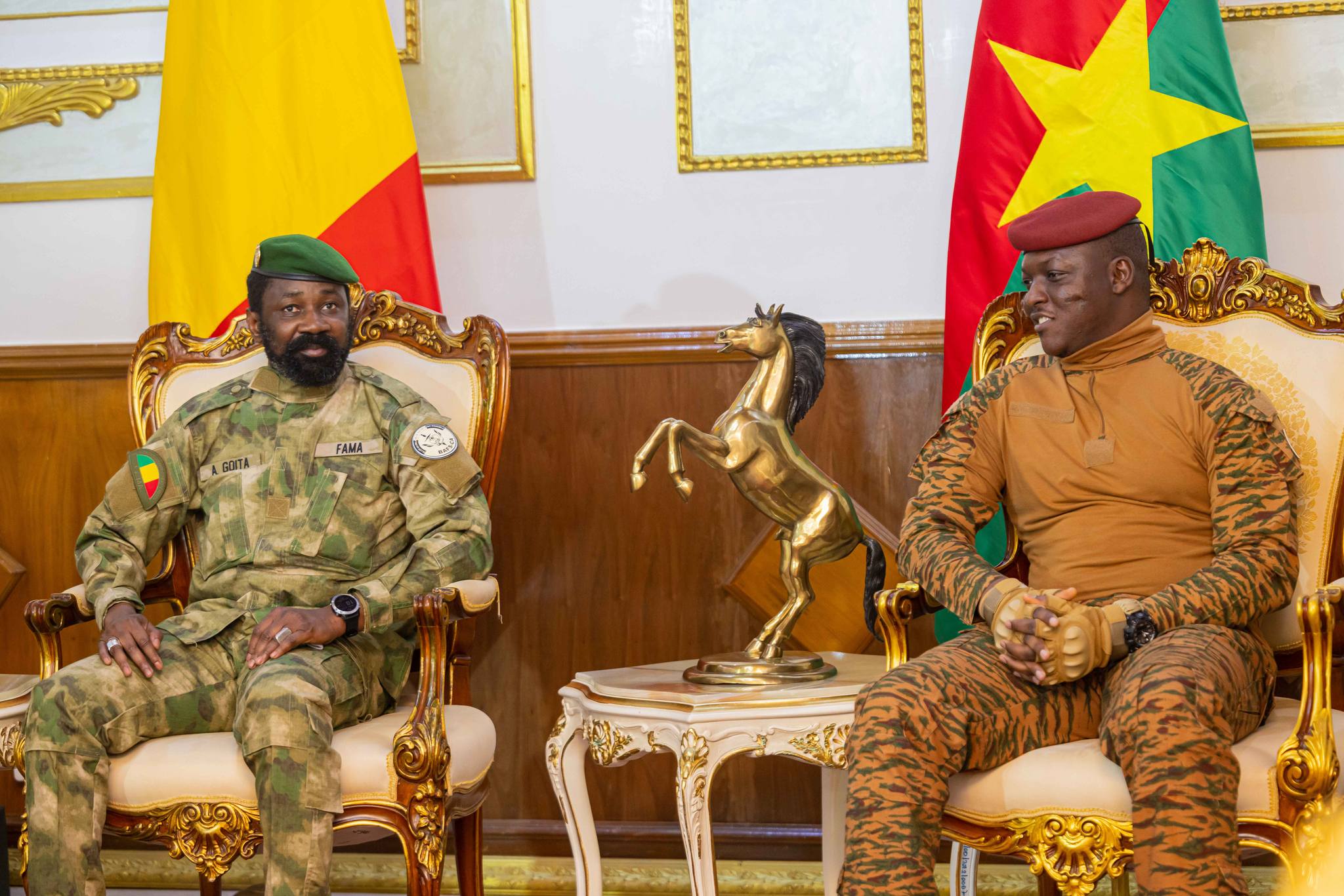 #Mali-Burkina : Les présidents Assimi Goïta et Ibrahim Traoré en tête-à-tête